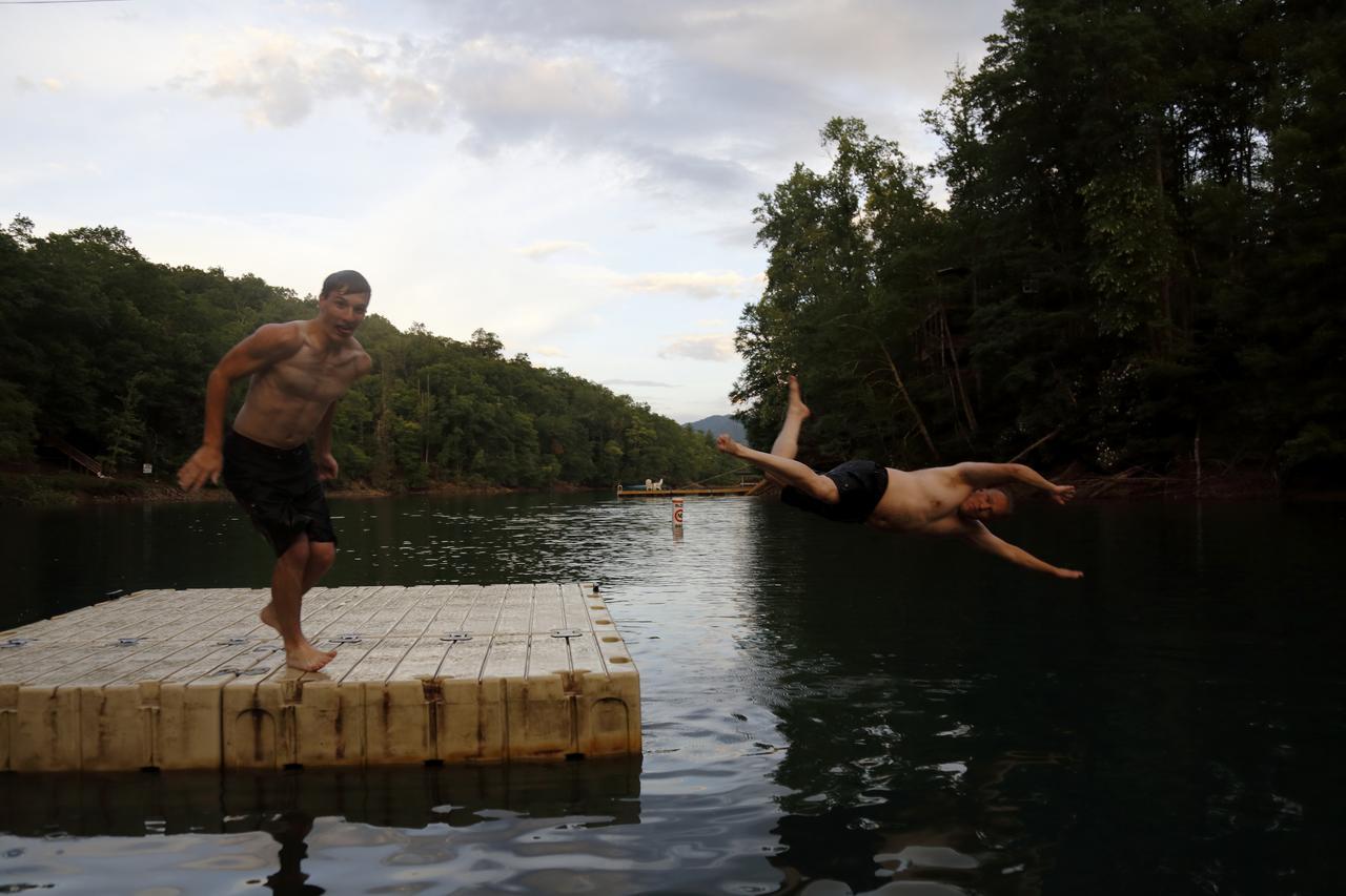 Frank'S Landing Villa Topton ภายนอก รูปภาพ